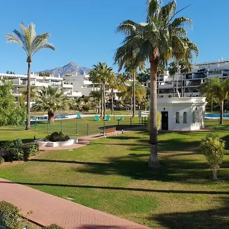 Puerto Banus Lorcrimar V *